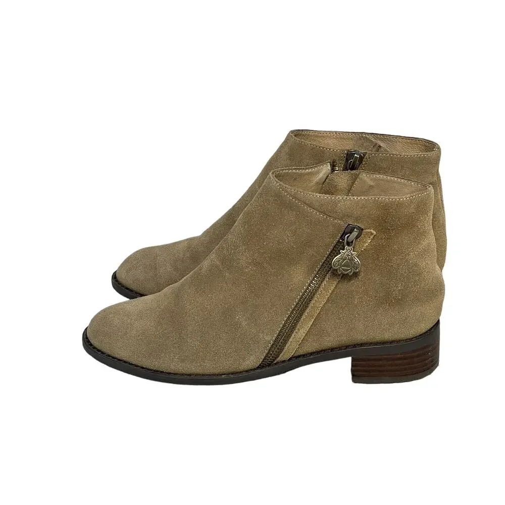 Women's BETTYE MULLER CONCEPT Round Toe Beige Suede Bootie 6.5